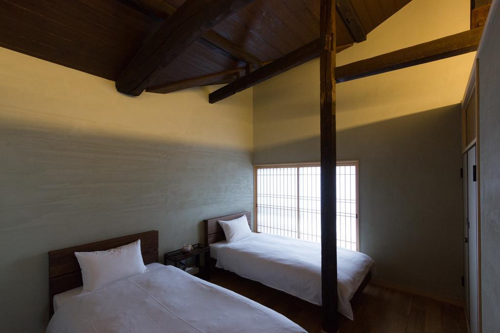 Tsukikusa An Machiya House Киото Номер фото